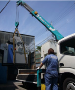 自社ユニック車両で引き取りに伺います